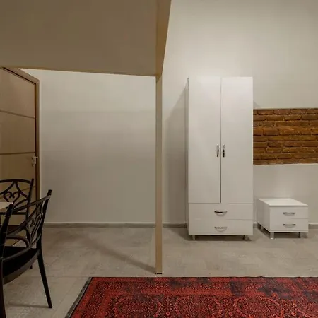Cozy & Comfy Studio At Beyoglu - 33 Isztambul